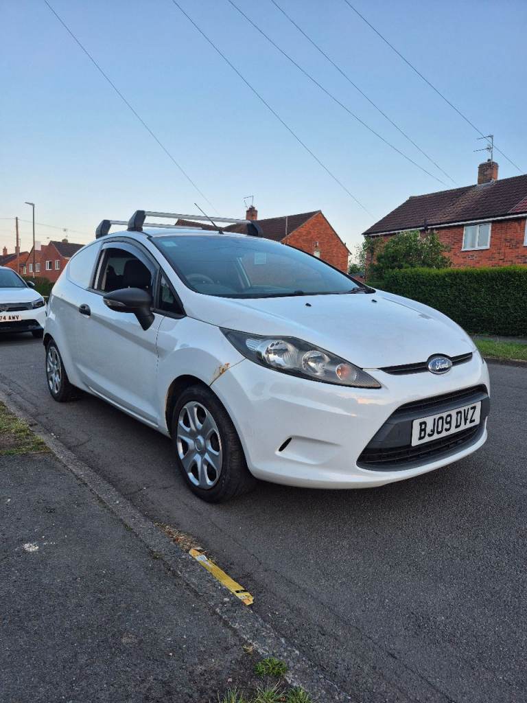 Ford, FIESTA, Car Derived Van, 2009, Manual, 1399 (cc)