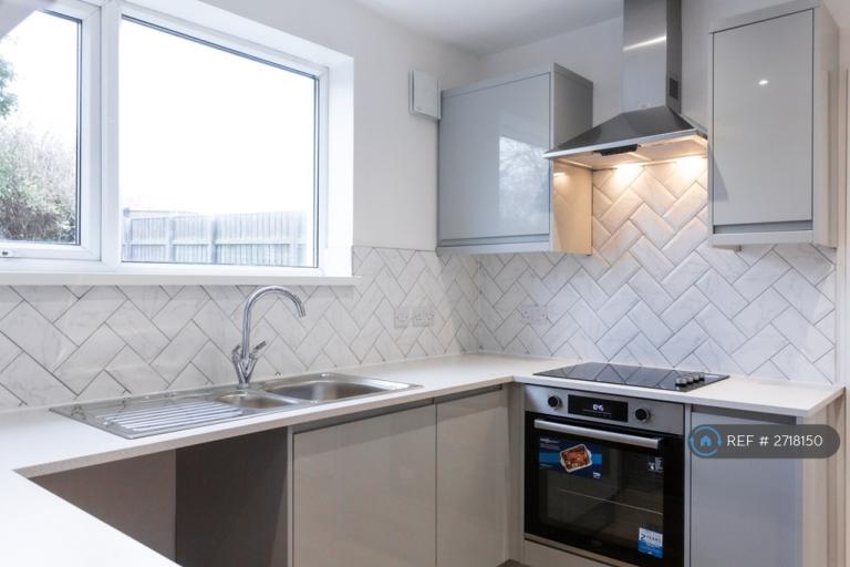 3 bedroom house in Allendale Crescent, Penshaw, Houghton Le Spring, DH4 (3 bed) (#2718150)