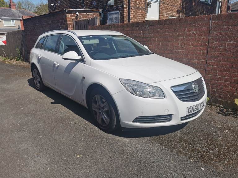 Vauxhall, INSIGNIA, Estate, 2010, Manual, 1796 (cc), 5 doors