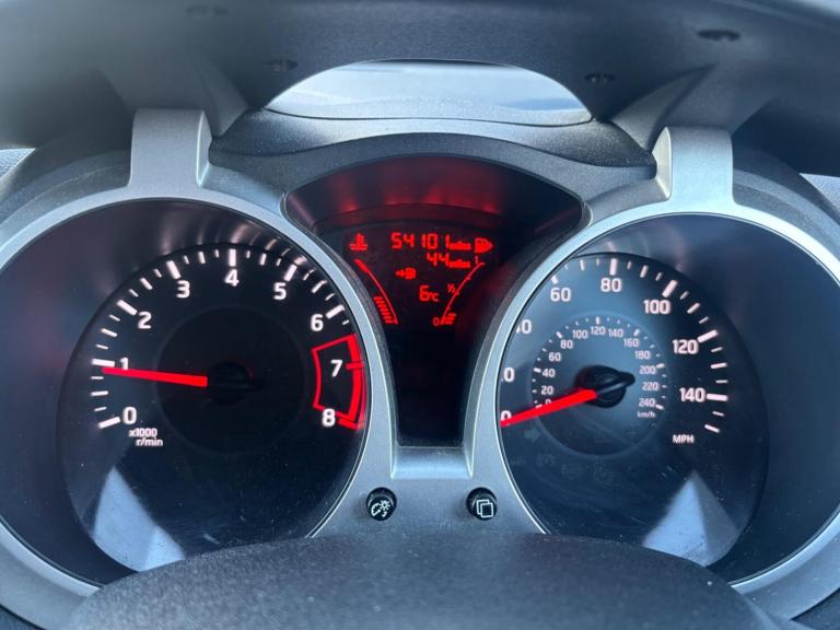 2016 Nissan Juke 1.2 DIG-T N-Connecta Euro 6 (s/s) 5dr HATCHBACK Petrol Manual