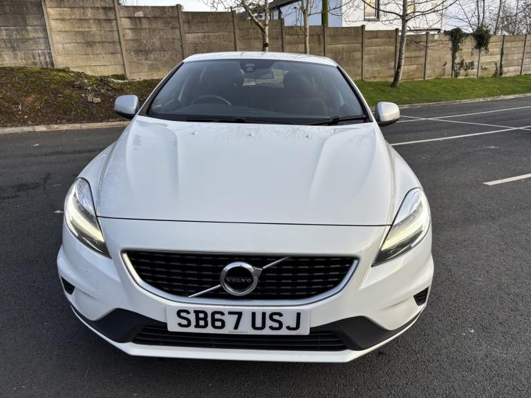 VOLVO V40 2.0 R-Design D2 2017