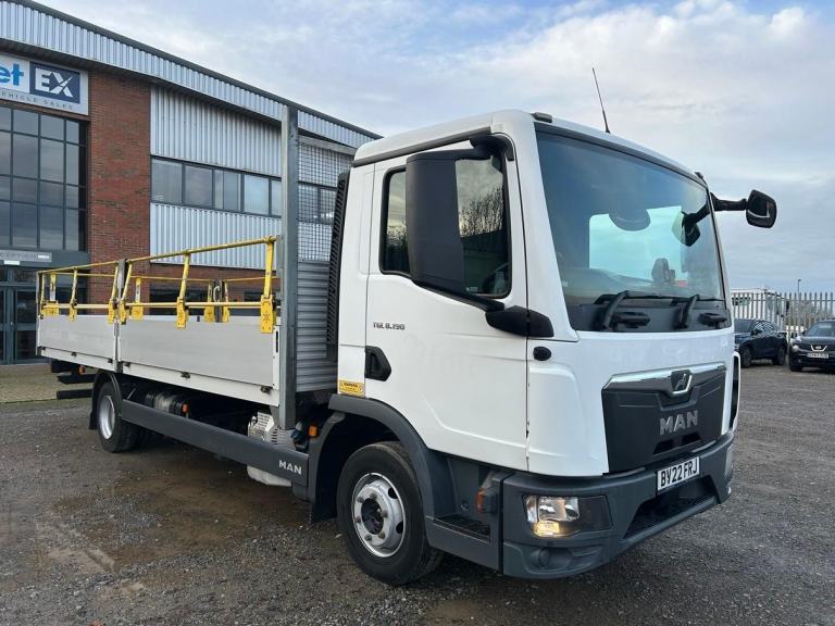 MAN TGL 8.190 7.5-TONNE DROPSIDE FLAT 2022 – BV22 FRJ