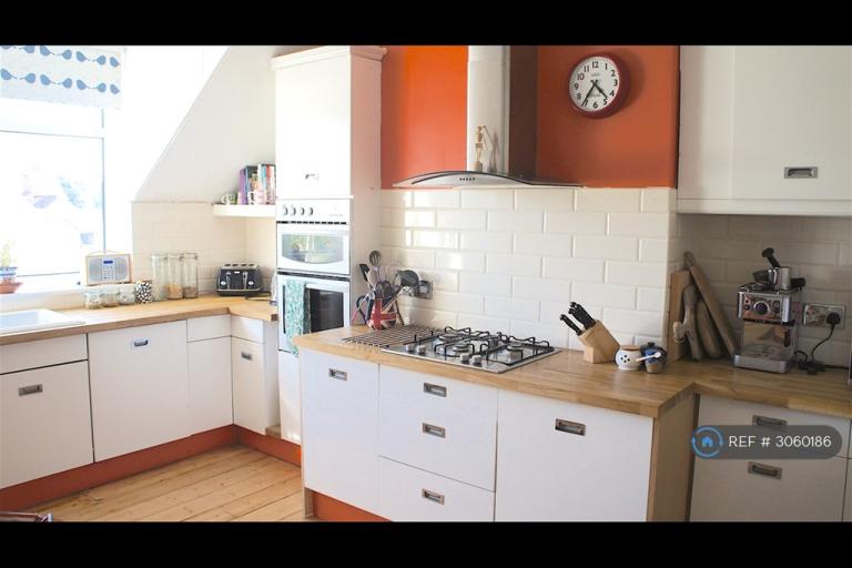 3 bedroom flat in Henleaze Road, Bristol, BS9 (3 bed) (#3060186)