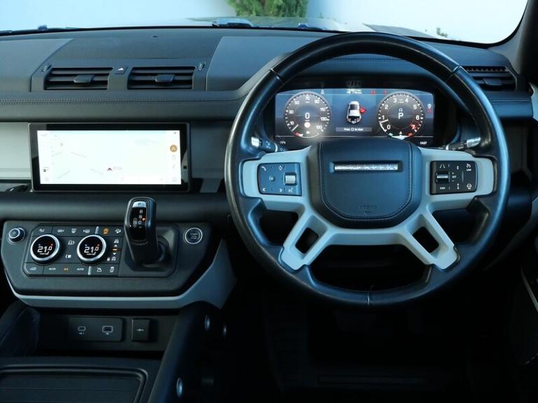 2020 Land Rover Defender 2.0 P300 SE 110 5dr Auto ESTATE PETROL Automatic