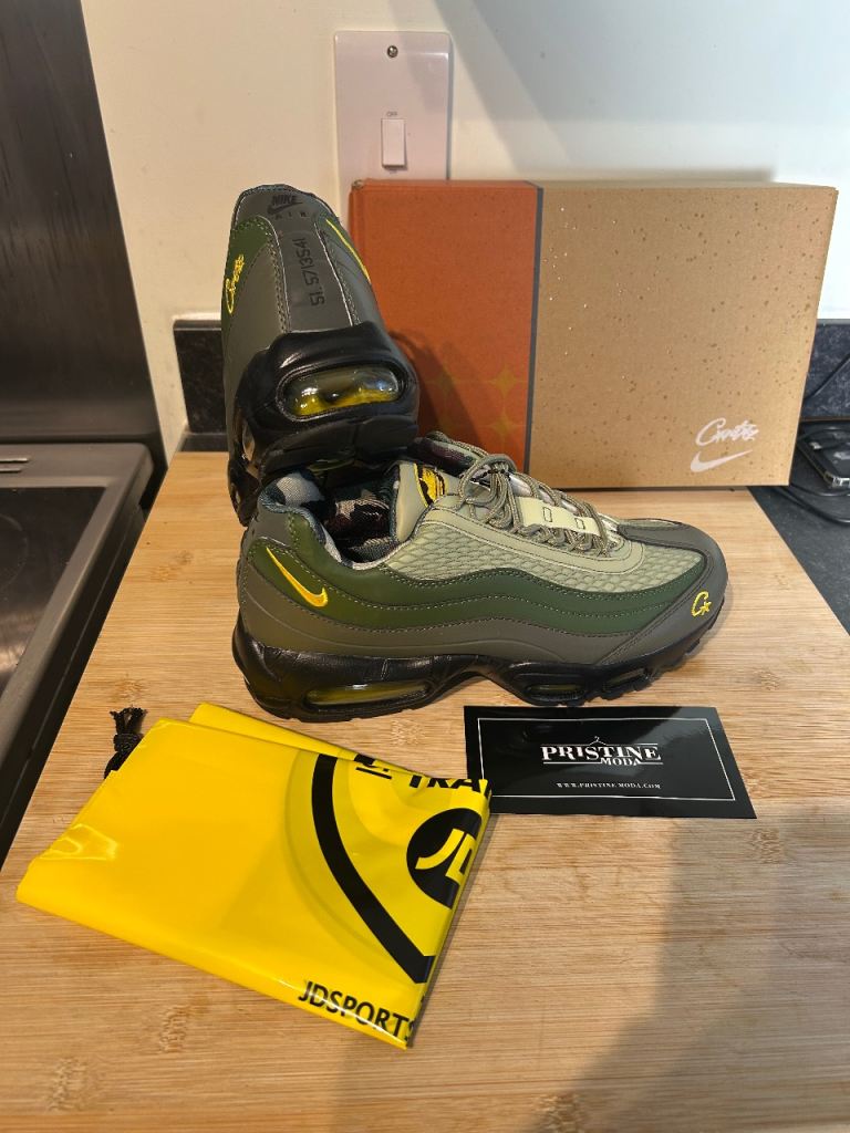 Men’s Nike airmax 95 trainers size 9 uk 