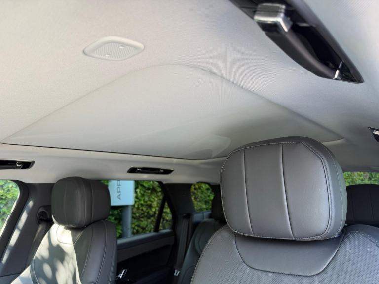 2024 Land Rover Range Rover Sport 3.0 D300 MHEV Dynamic SE SUV 5dr Diesel Auto 4WD Euro 6 (s/s) (...