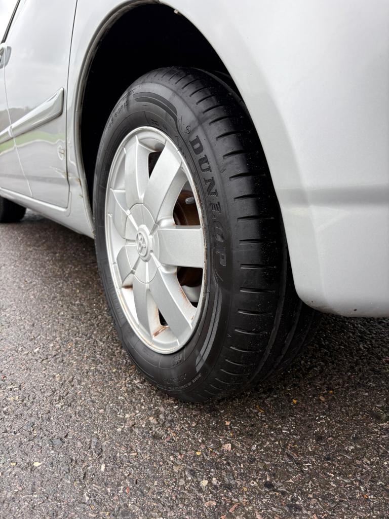 2004 Toyota Corolla 1.6 VVT-i Colour Collection 5dr Auto HATCHBACK Petrol Automatic