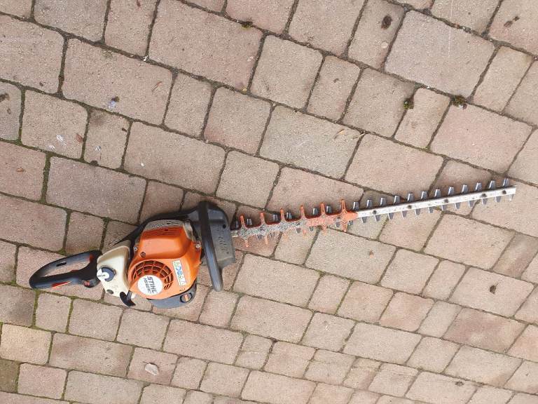 Sthil long reach hedge cutter
