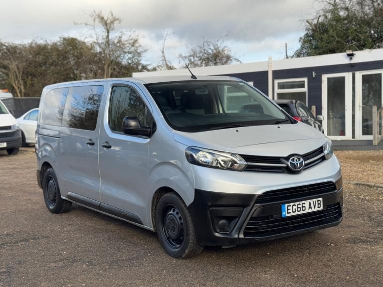 2017 Toyota PROACE CITY Verso 1.6D Shuttle Medium 5dr MPV Diesel Manual