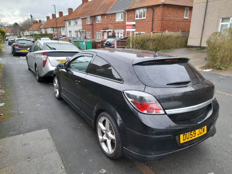 Astra xp 1.8 full 12 month mot £500 no less