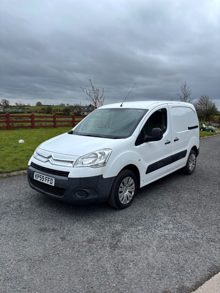 2010 Citroen berlingo 3 seater