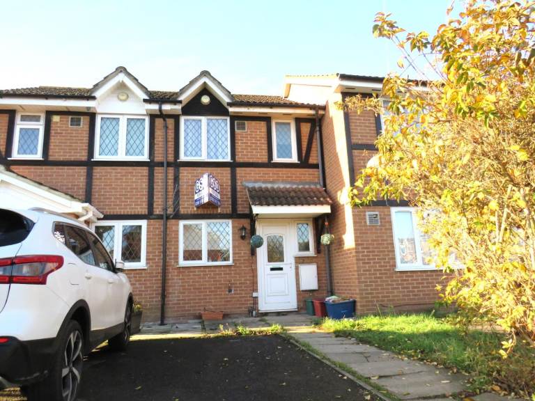 2 bedroom house for rent in Hounslow TW4 5EQ