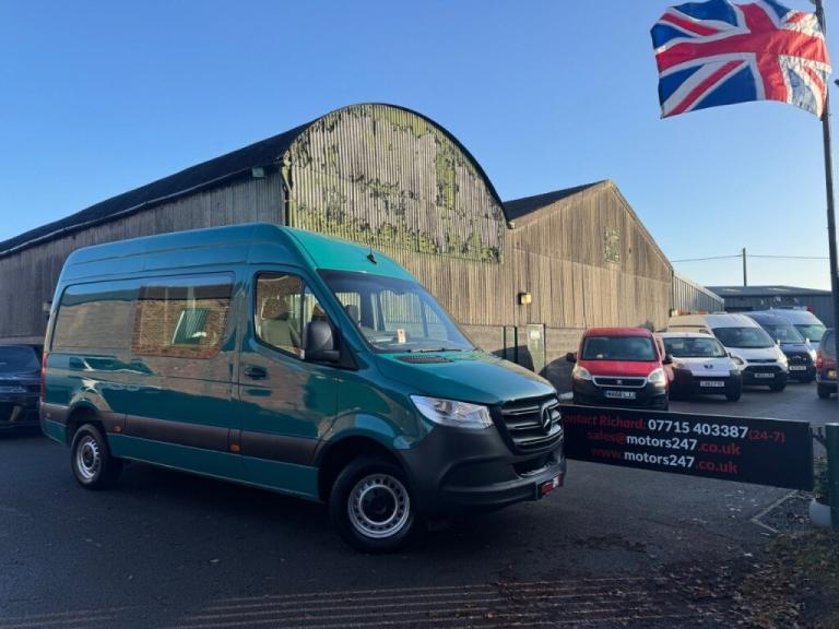  Mercedes-Benz Sprinter SPRINTER 2.1L 314CDI 3.5t H2 L2 RWD WINDOW COMBI CREW
