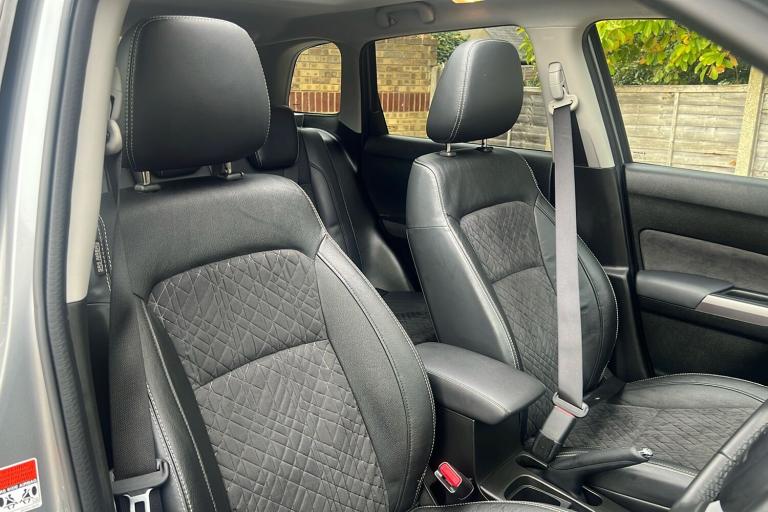  Suzuki Vitara 1.4 Boosterjet Mhev Sz5 Suv 5dr Petrol Hybrid Manual Euro 6 s/s