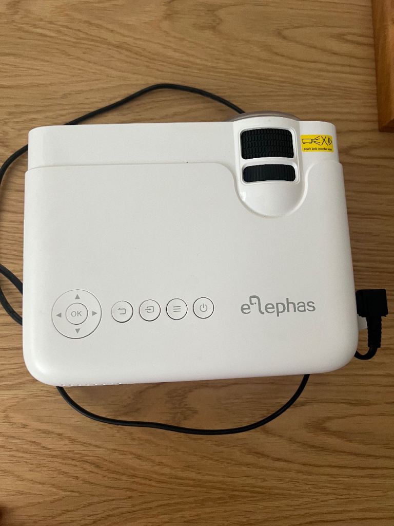 Elephas Mini Projector – White, Good Condition