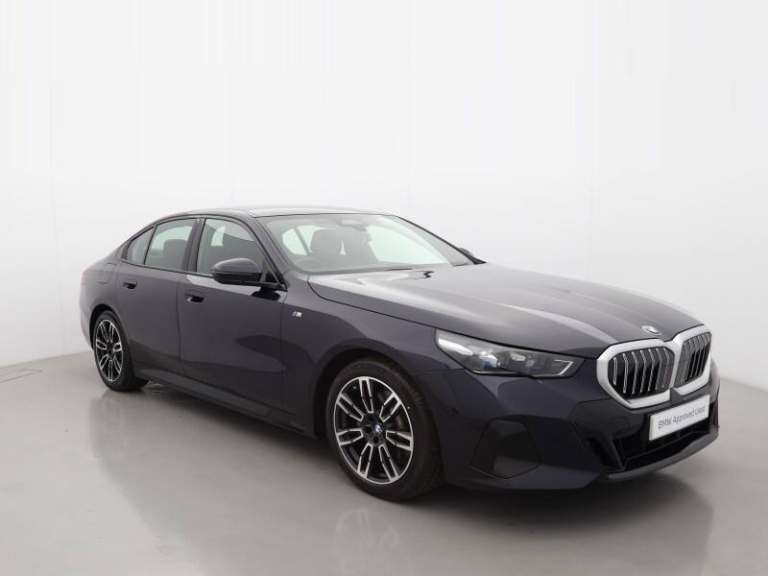 BMW 5 SERIES 520i M Sport 4dr Auto