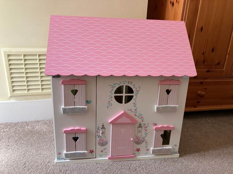Dolls House with Furniture and Dolls
