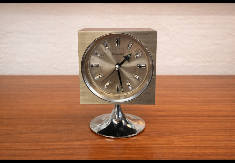 Vintage Coramatic Japanese Mid Century Modern Working Desk / Mantel Clock on Chrome Tulip Base