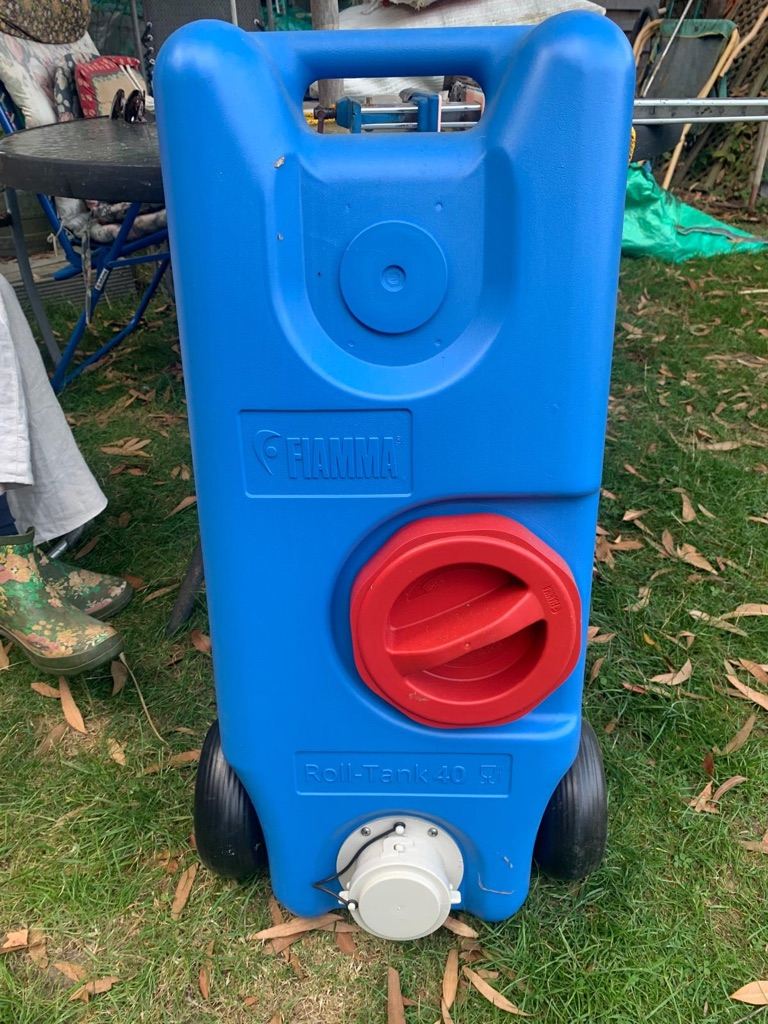 NEW Fiamma water tank 40l