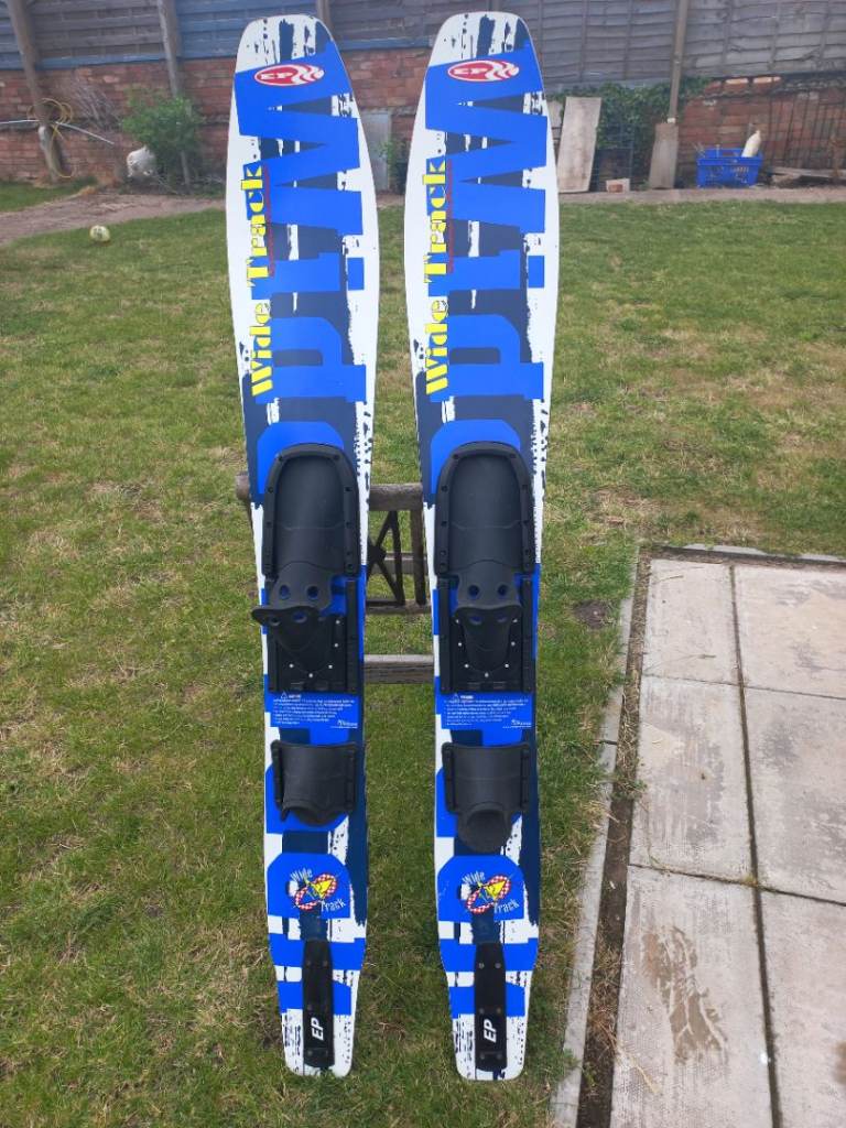 Training water ski's 