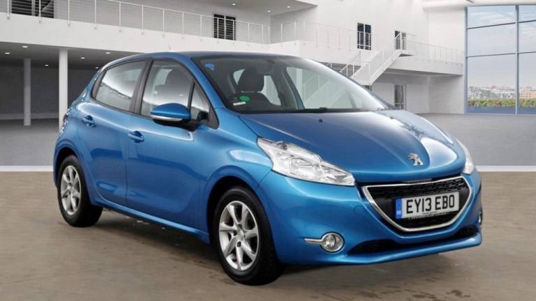 2013 Peugeot 208 1.2 VTi Active Hatchback Petrol Manual 5dr - Just 35,177 Miles / 1 Owner fr Hatc...