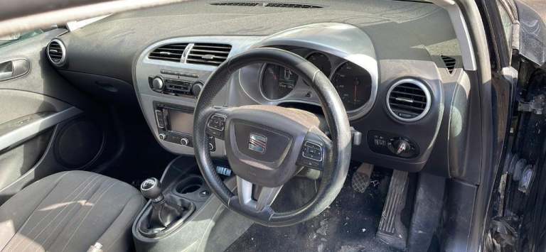 Mk2 Seat Leon dashboard kit 