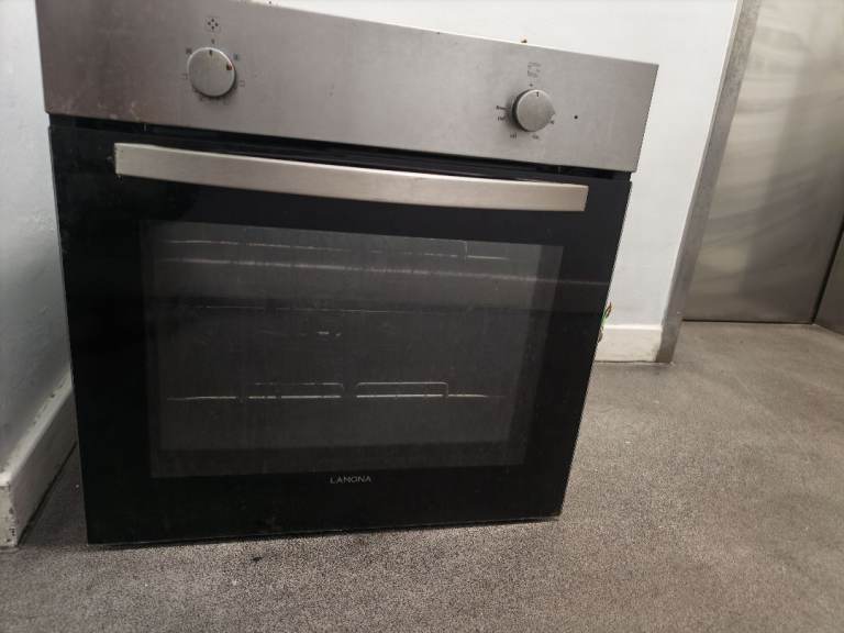 Currys Essentials Built-In Electric Oven – Silver and Black, Good Condition
