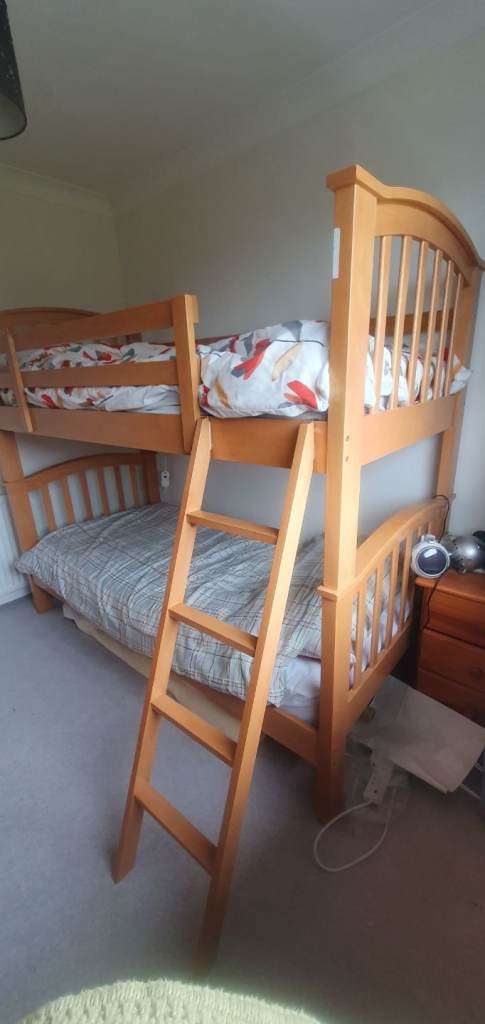 Bunk Beds with Mattresses