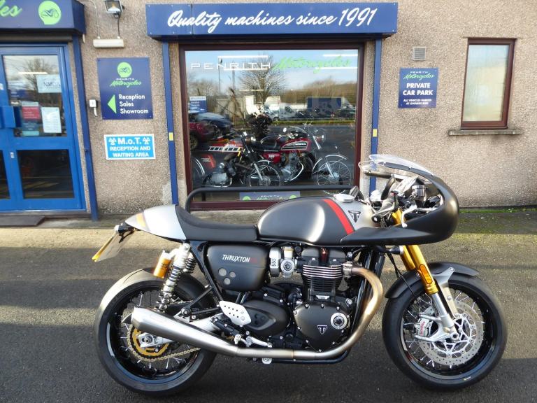 Triumph Thruxton 1200 RS Show Case - 2020 - 1,418 Miles at Penrith Motorcycles 