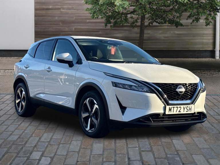 2022 Nissan Qashqai 1.3 DiG-T MH N-Connecta 5dr HATCHBACK PETROL Manual