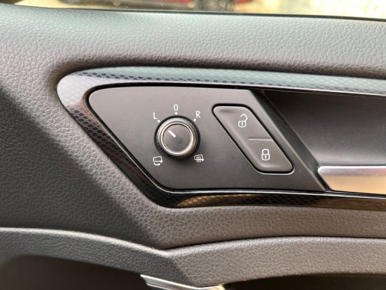  Volkswagen Golf 2.0 TDI GT 5dr Diesel