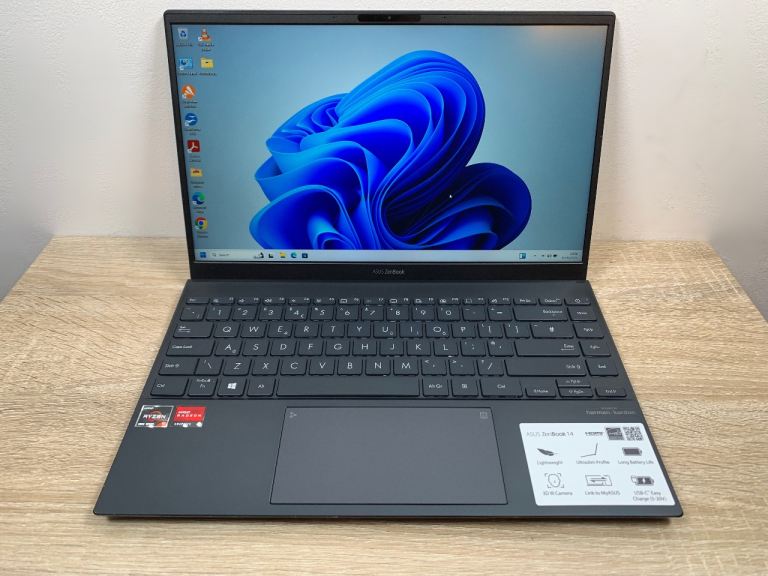 Asus ZenBook Ryzen 5 6x Core Slimline 8GB 256GB SSD UltraFast 2K Laptop