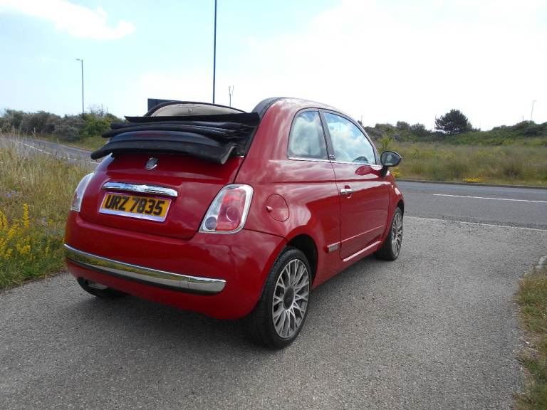 FIAT 500 POPULAR CONVERTIBLE STUNNING RED 2010 £35 ROAD TAX BARGAIN ONLY £2295 *LOOK* PX/DELIVERY