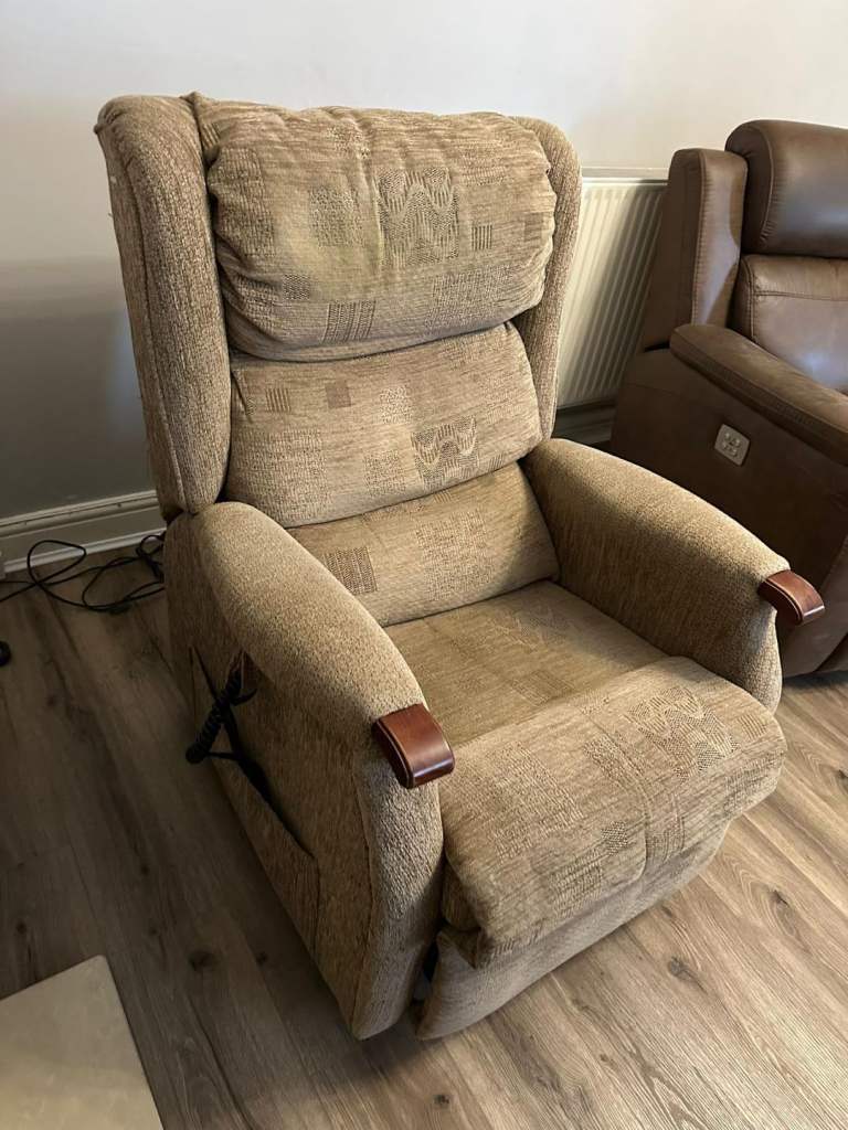 rise and recliner arm chair electric 