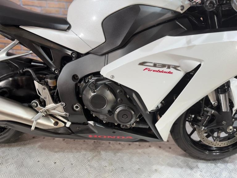 Honda CBR1000rr FIREBLADE - NEW MOT - NATIONWIDE DELIVERY