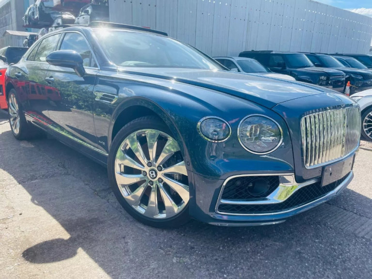 BENTLEY FLYING SPUR BREAKING 2021 FIRST EDITION W12-A 6.0 PETROL SUPER LUXURY