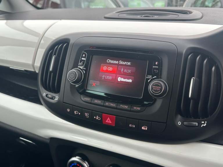 FIAT 500L 1.4 500l Trekking 1.4 95hp Trekking 2015