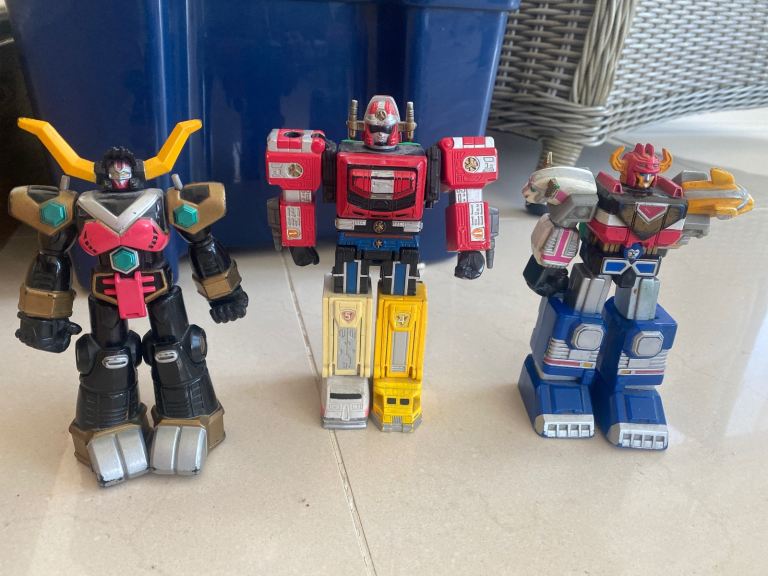 Transformer toys 