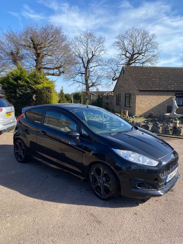 Ford, FIESTA, Hatchback, 2015, Manual, 998 (cc), 3 doors