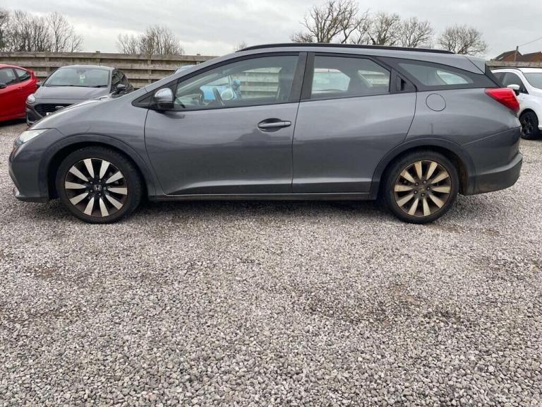 HONDA CIVIC 1.8 i-VTEC SEPlus 2014 FULL SERVICE HISTORY PETROL ESTATE AUTOMATIC
