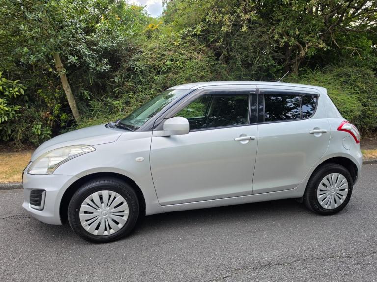 SUZUKI SWIFT 1.2 SZ3 HYBRID - AUTOMATIC - 5DR *LOW MILES*