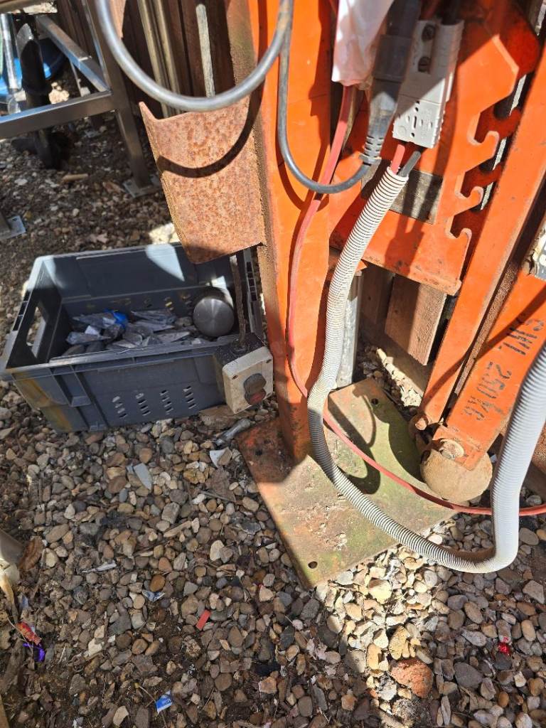 12v swing lift crane 