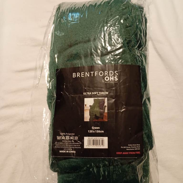 OHS green throw