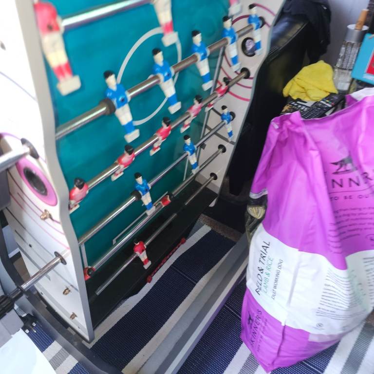 Riley foldable football table