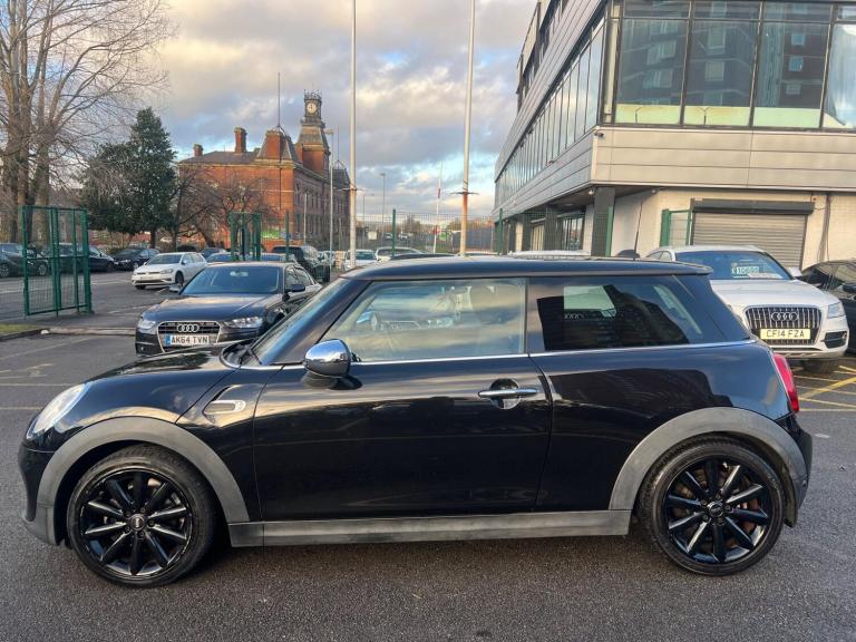 2015 MINI Hatch 1.5 Cooper D 3dr HATCHBACK DIESEL Manual