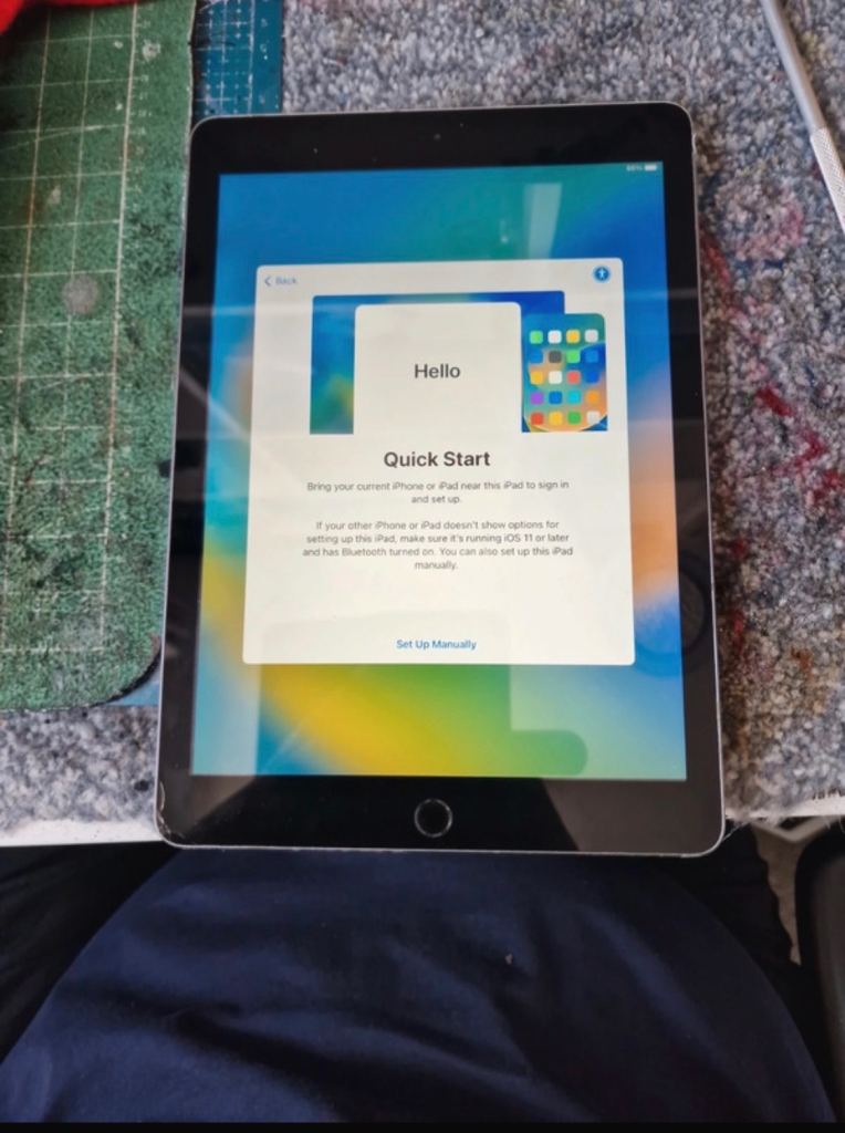 Apple iPad with Case - Screen Crack, Still Works