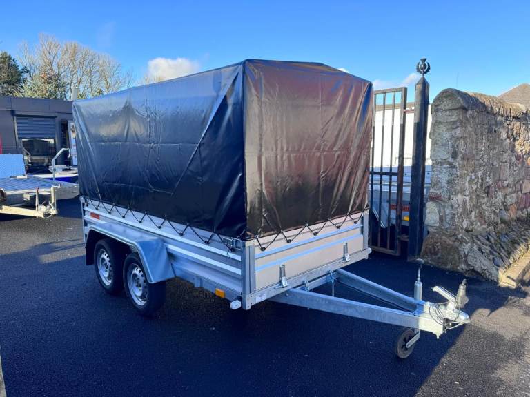 BRAND NEW 8,7ft x 4,2ft TWIN AXLE NIEWIADOW TRAILER WITH FRAME AND COVER 750KG