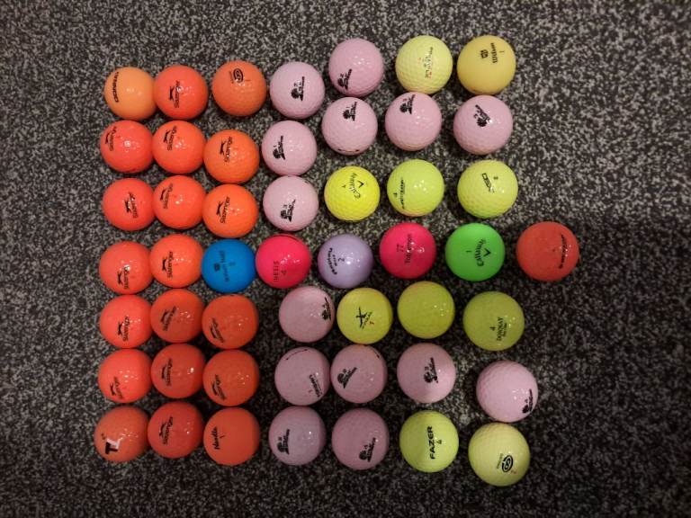 50 COLOURED GOLF BALLS
