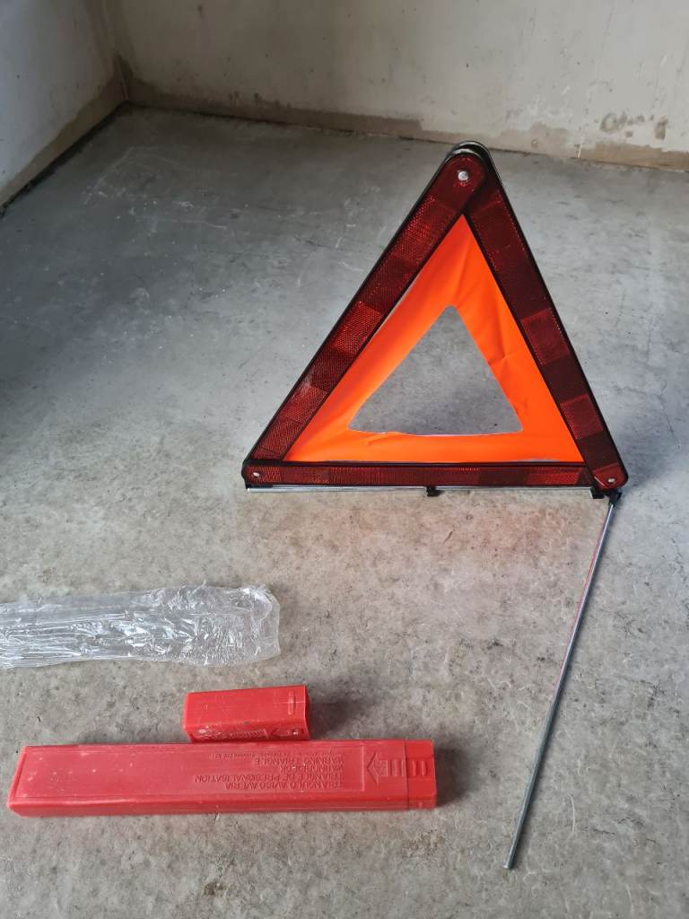 Car european compliant warning relfective sign triangle