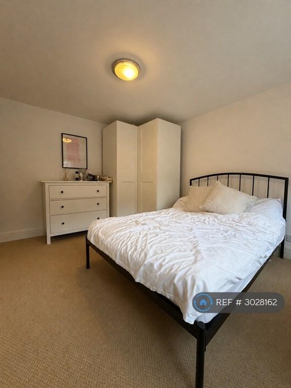 2 bedroom flat in Monnery Road, London, N19 (2 bed) (#3028162)